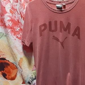 Official licensed puma faded red classic tshirt